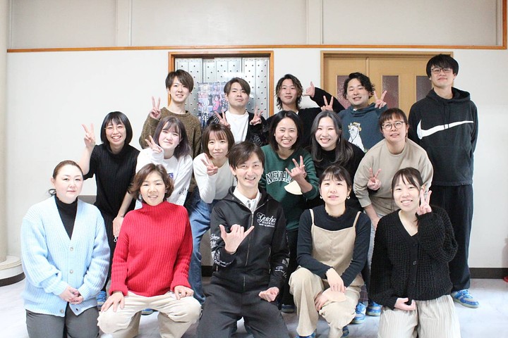 offer image 0