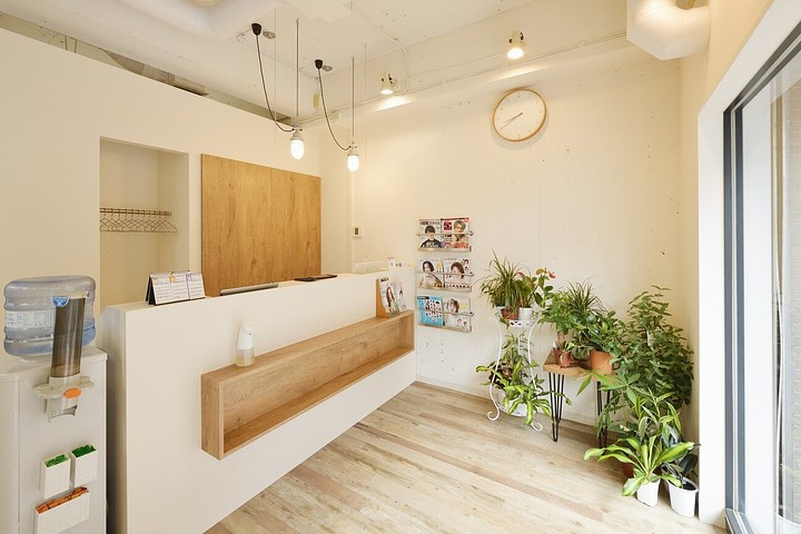 offer image 0