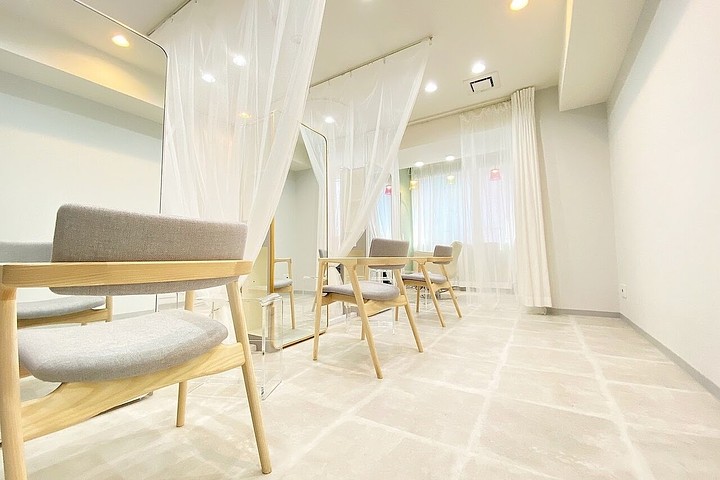 offer image 0