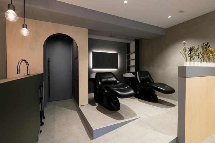 offer image 0