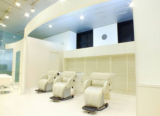 offer image 0