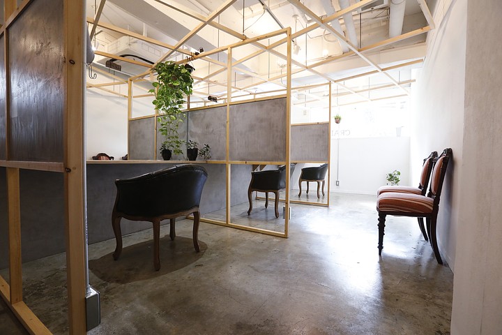 offer image 0