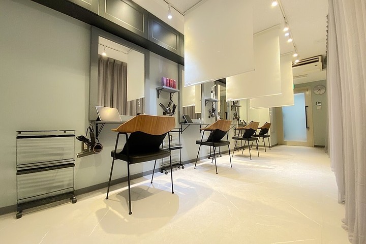 offer image 0