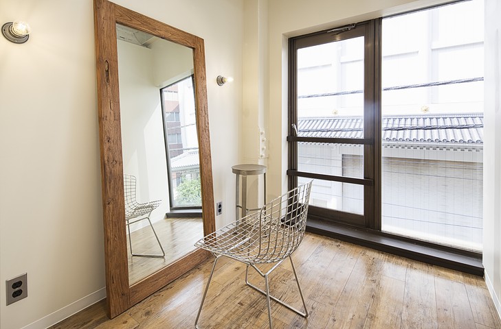 offer image 4