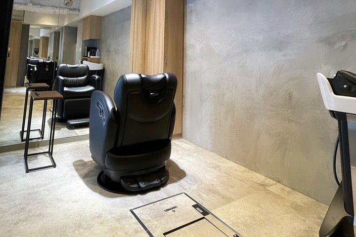 offer image 0