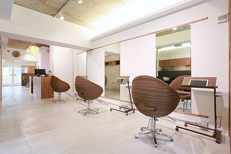 offer image 0