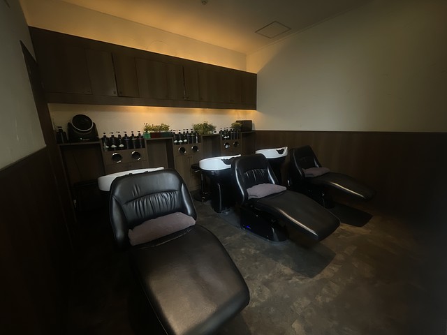 offer image 0